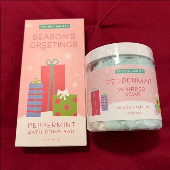Feeling Smitten Other - FEELING SMITTEN Peppermint Whipped Exfoliating Soap & Bath Bomb Bar